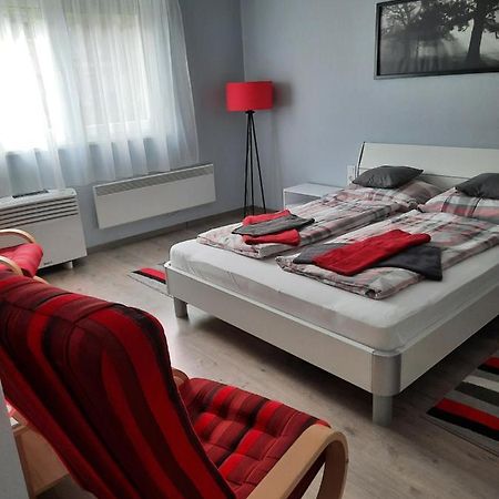 Kodaly Apartman Eger Exteriör bild