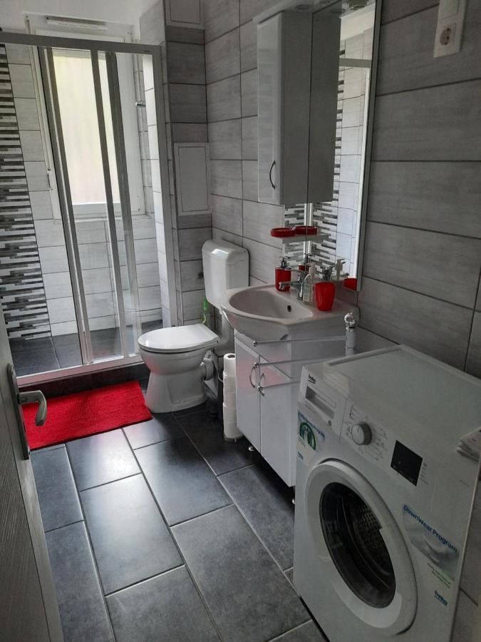 Kodaly Apartman Eger Exteriör bild