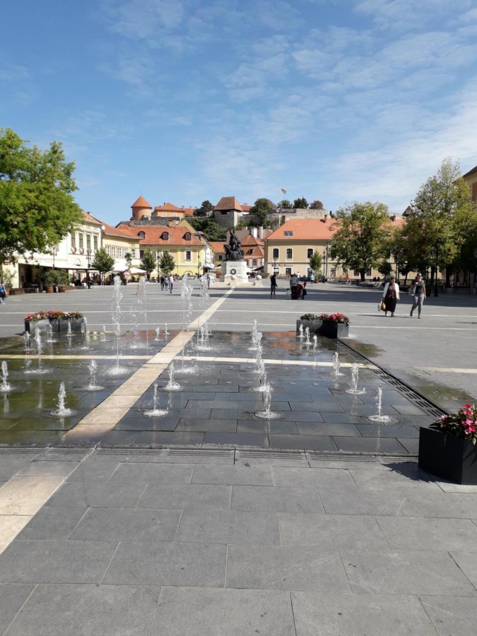 Kodaly Apartman Eger Exteriör bild